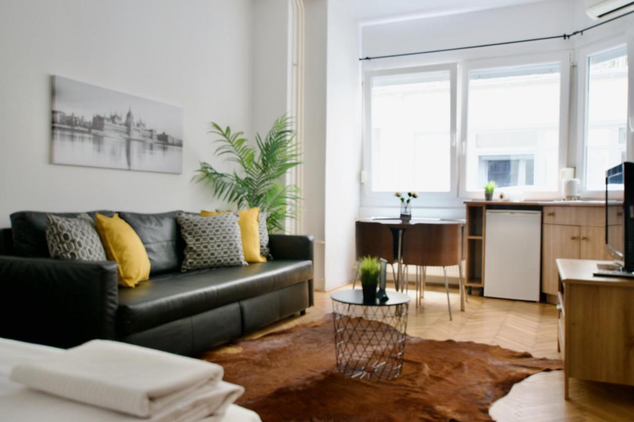 Standard Apartment By Hi5 - Petofi 12 Budapest Extérieur photo